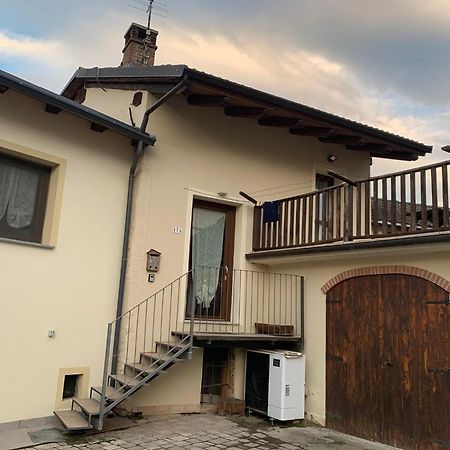 La Casa Di Nonna Pina Villa Roccasparvera Екстериор снимка